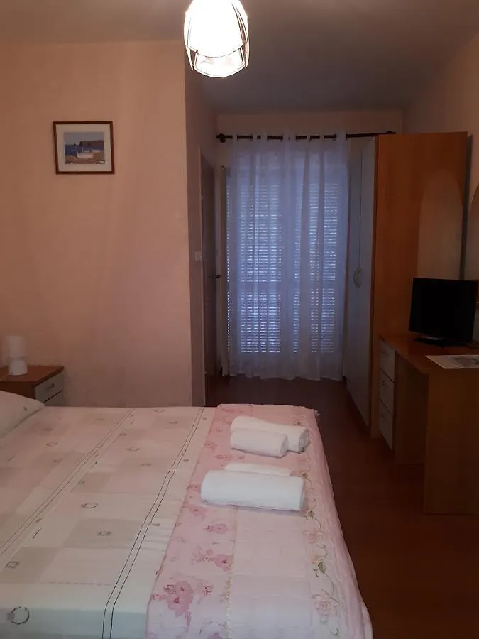 Apartments Tutina Bibinje